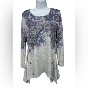 One World knit top size small